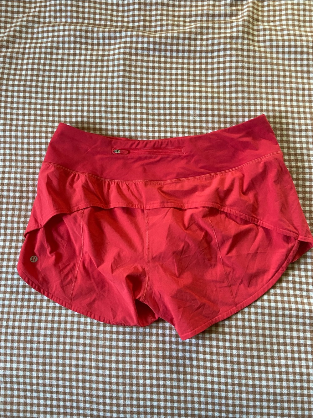 Lululemon Speed Up Shorts - Picture 3 of 6